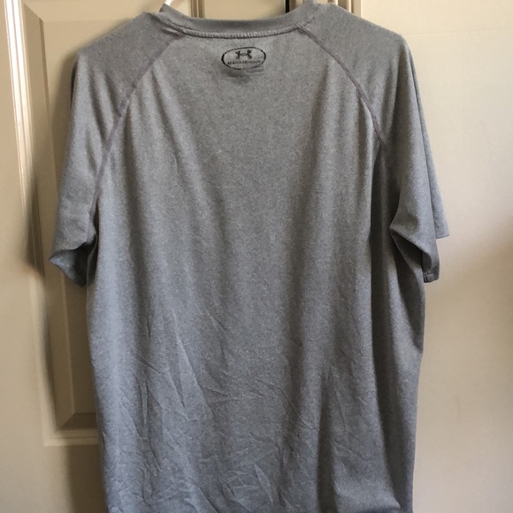 Under Armour Tee - Picture 2 of 2
